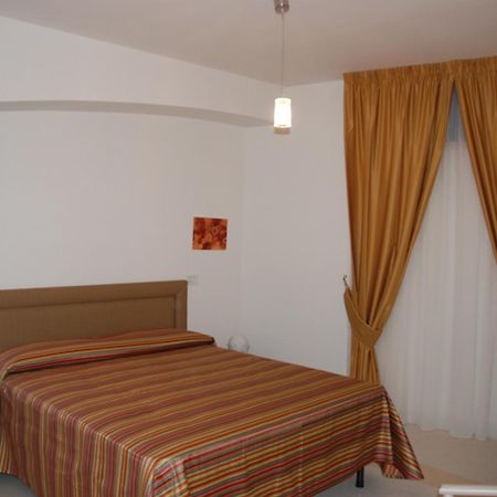 Albergo Le Dodici Lune Montecorvino Rovella Room photo